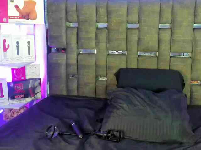 Kate-Roose webcam