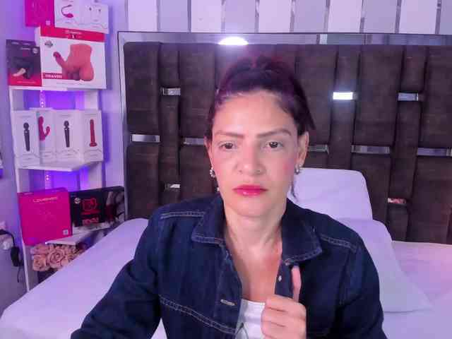 Kate-Roose webcam