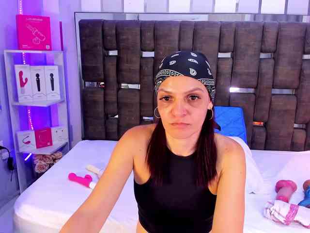 Kate-Roose Kate-Roose