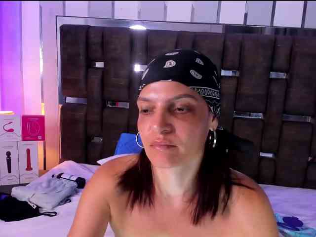 Kate-Roose webcam