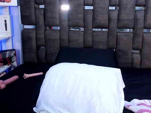 Kate-Roose webcam
