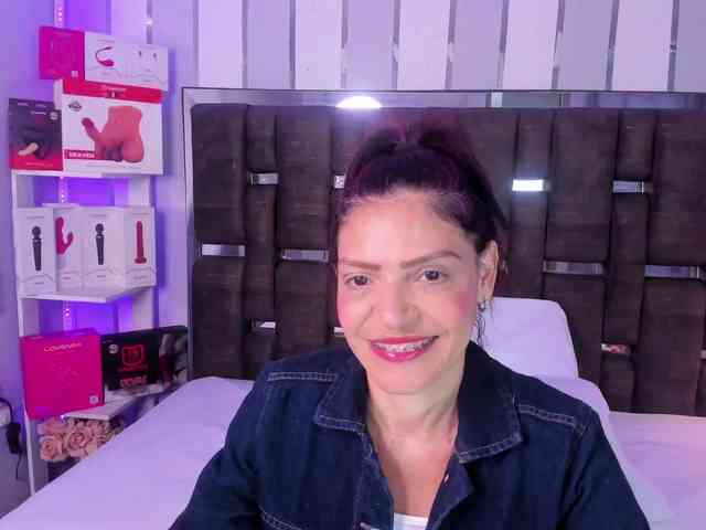 Kate-Roose webcam