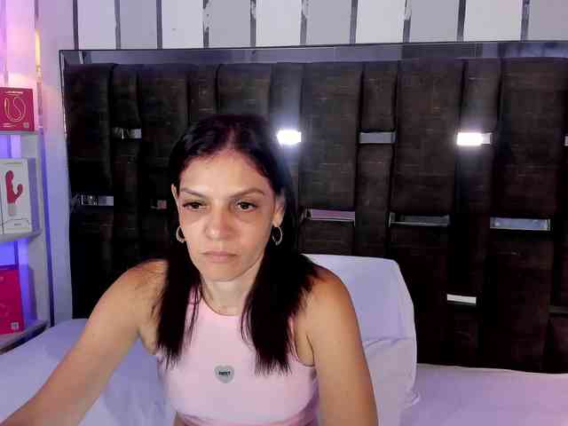 Kate-Roose webcam