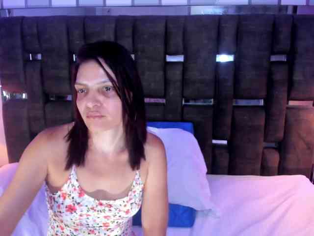 Kate-Roose webcam