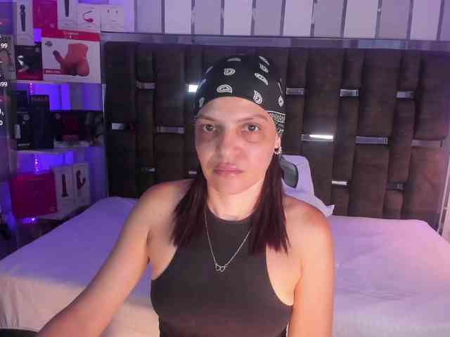 Kate-Roose webcam