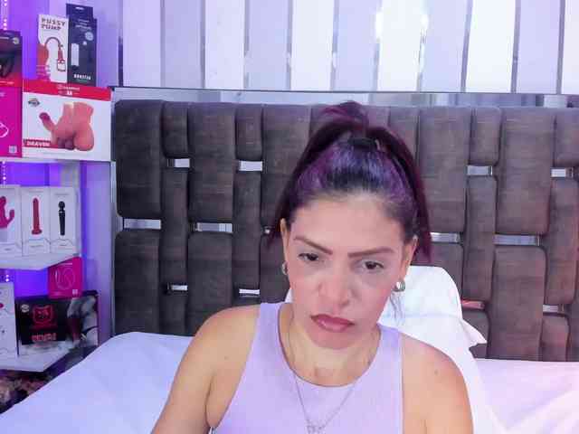 Kate-Roose webcam
