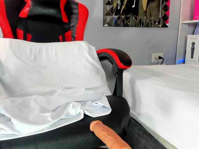 Kate-Roose webcam