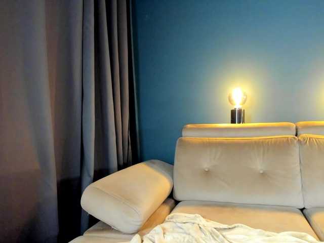 maddybloomx's BongaCams show and profile