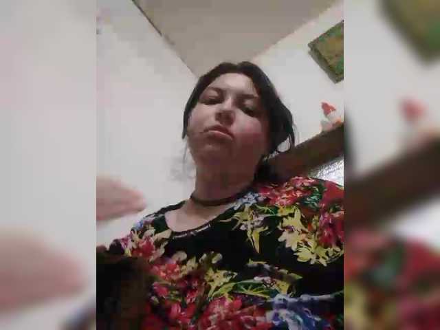 ZaraZaZa- live webcam show