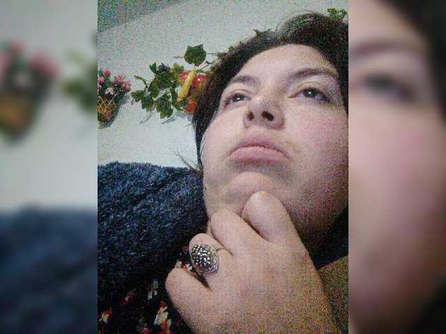 ZaraZaZa- — live female cam