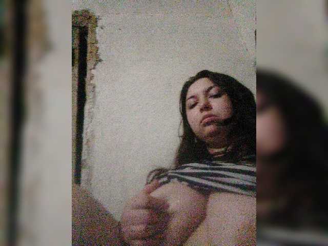 Zalinka's BongaCams show and profile