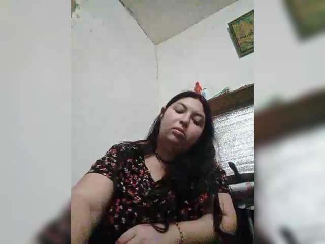 Zalinka live webcam show