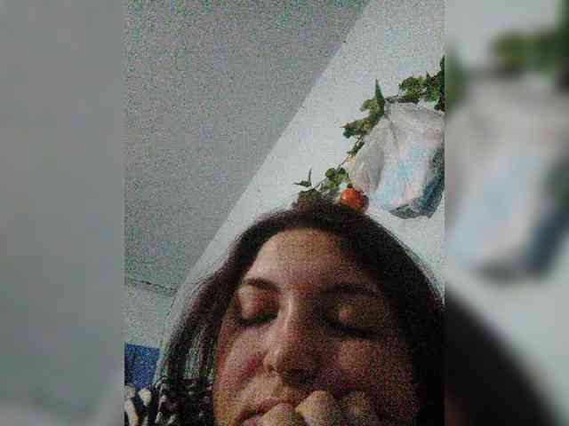 ZaraZaZa- webcam