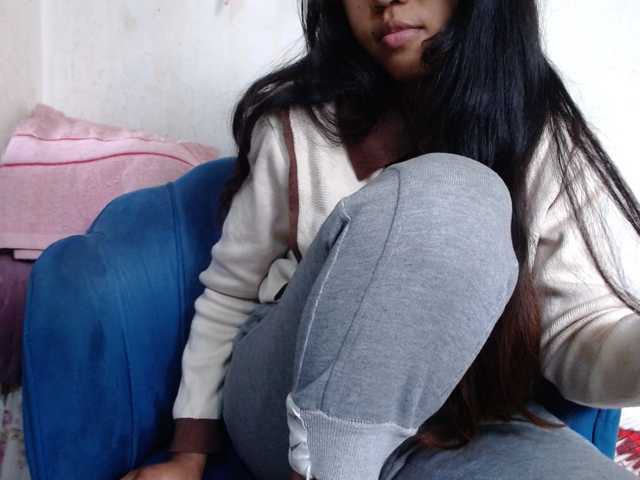 Morgane1 live cam preview