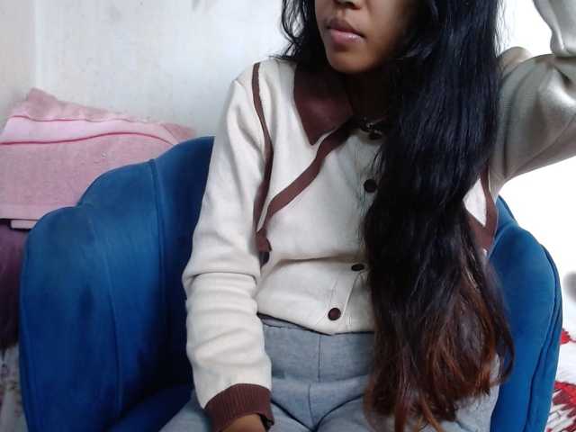 Morgane1 live cam preview
