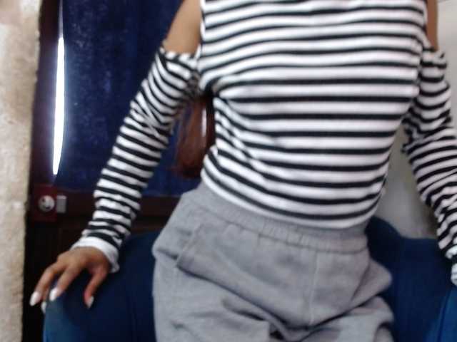 Morgane1 live cam on BongaCams