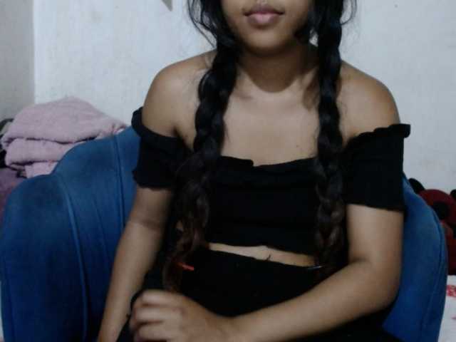Morgane1 live cam on BongaCams