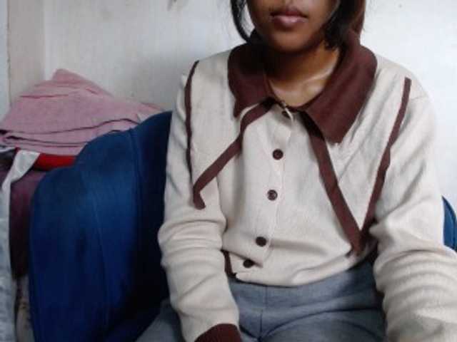 Morgane1 live cam preview