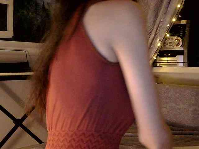 Oksana_32 webcam