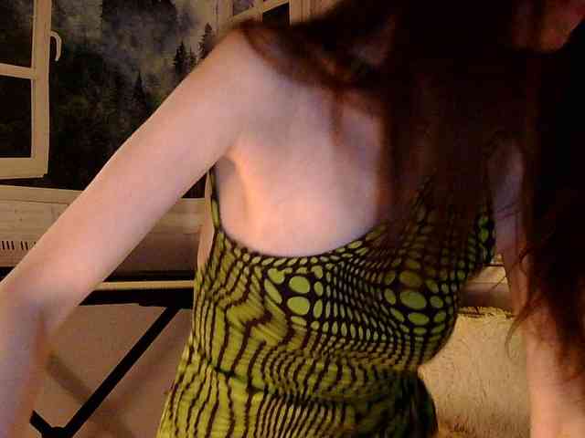 Oksana_32 webcam
