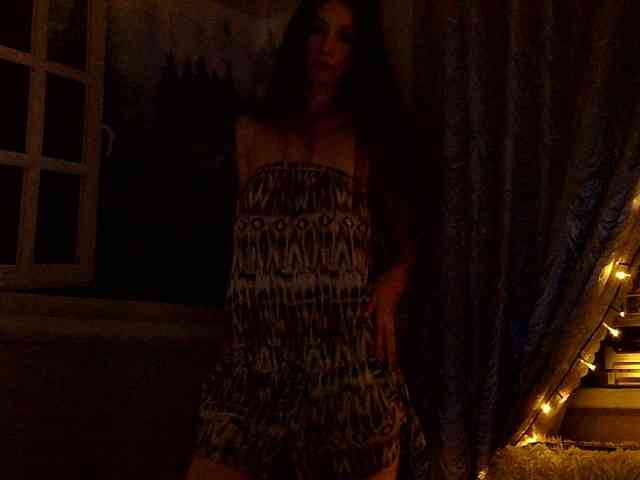 Oksana_32 webcam