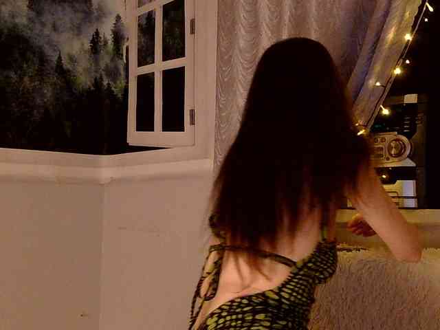 Oksana_32 webcam