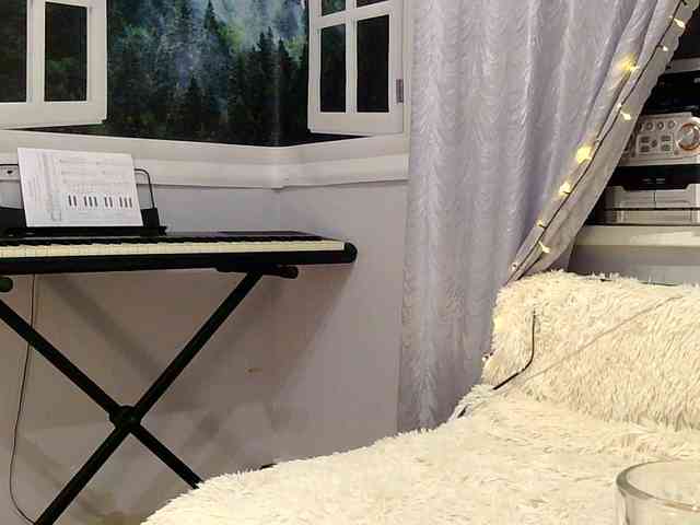 Oksana_32 webcam