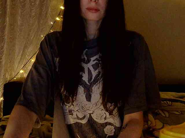 Oksana_32 webcam