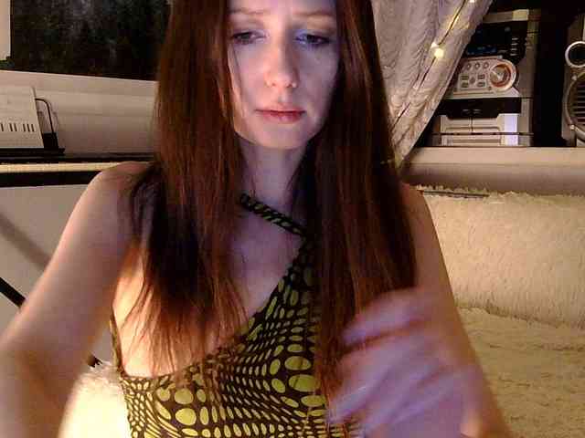 Oksana_32 webcam