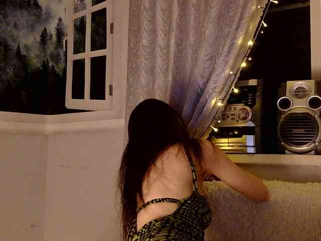 Oksana_32 webcam