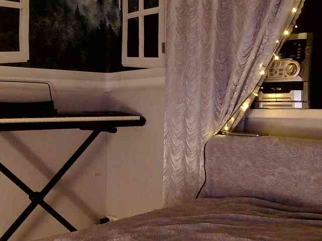 Oksana_32 webcam
