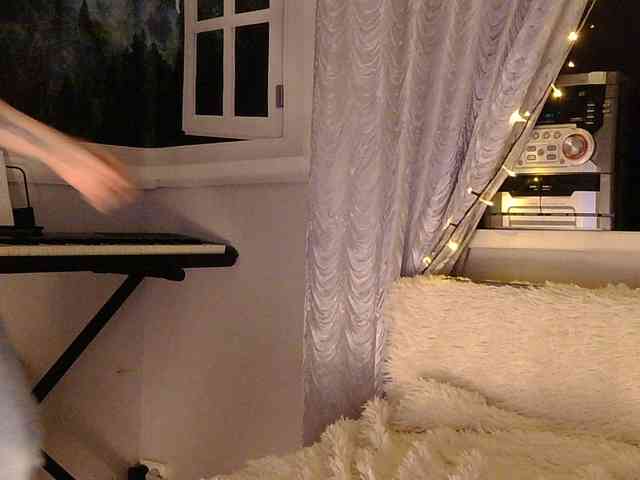 Oksana_32 webcam
