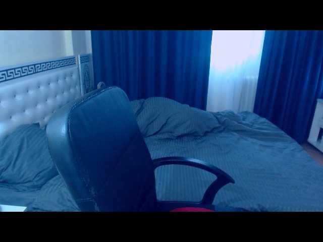 SonyaHotMilf live cam on BongaCams