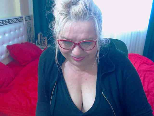 SonyaHotMilf