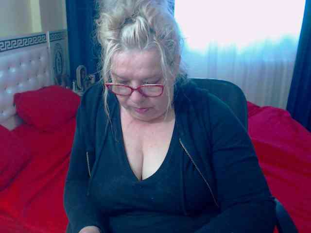 SonyaHotMilf