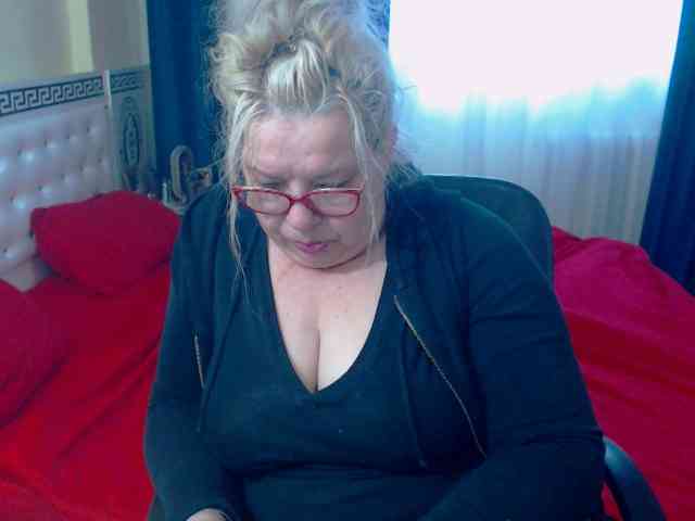 SonyaHotMilf