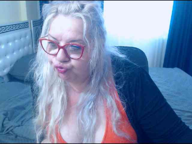 SonyaHotMilf