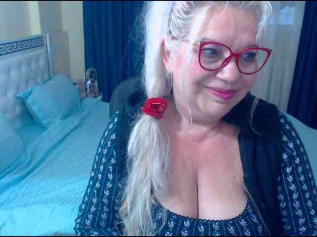 Modèle: SonyaHotMilf