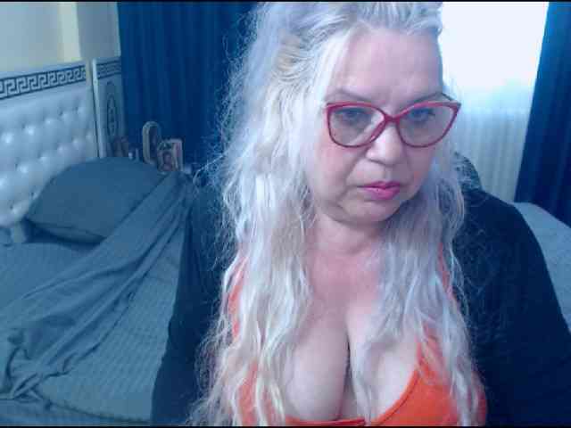 SonyaHotMilf