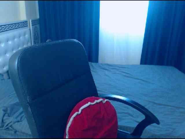 SonyaHotMilf webcam