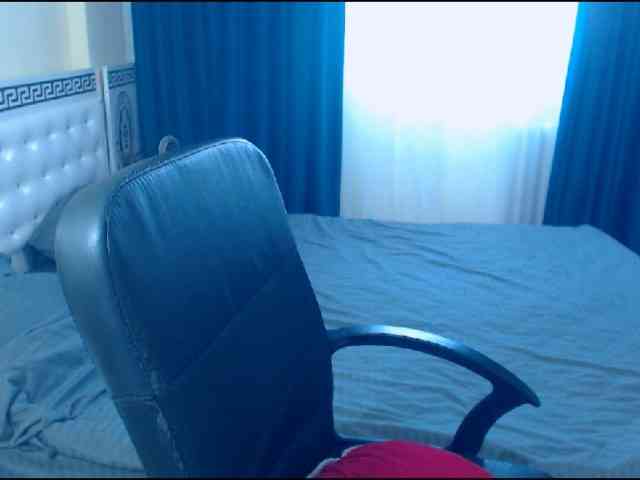 SonyaHotMilf webcam