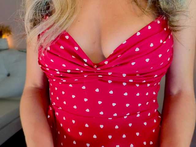 Lenamuti live cam on BongaCams