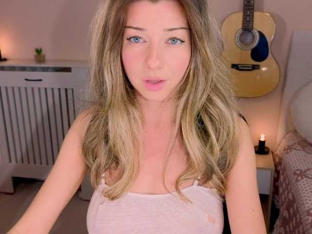 Lenamuti's BongaCams show and profile