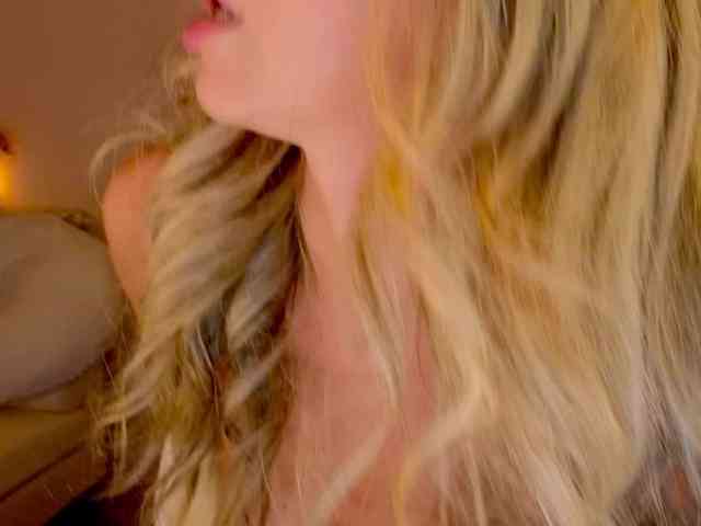 naked livechat Lenamuti