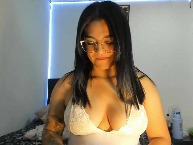 violetabunny live cam on BongaCams