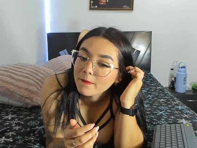 violetabunny live cam on BongaCams