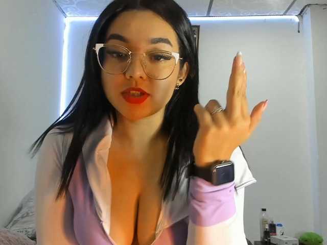 violetabunny live cam on BongaCams