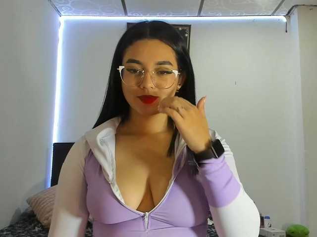 violetabunny live cam on BongaCams
