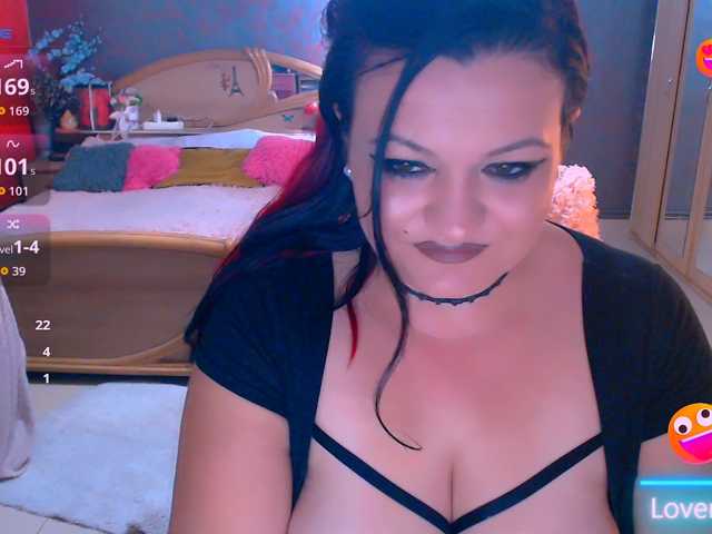 Ariellefoxy