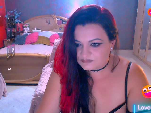 Ariellefoxy — live female cam